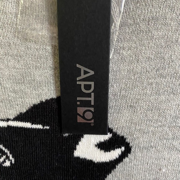 Apt. 9 Size Large Gray Sweater with Dog - Picture 3 of 7